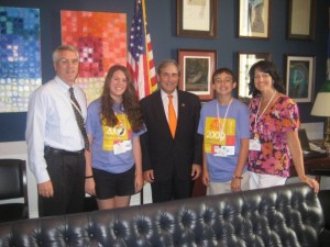 Victoria with Rep. Yarmuth (KY-03) at JDRF 2009 Children's Congress