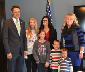 Kerri and her two sons, Keigan and Cayden, all on the far right, after a meeting discussing the ‘Medicare CGM Access Act’ with U.S. Congressman Kevin Yoder (KS-3). 